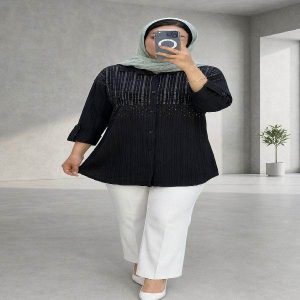 مانتو مشکی آیوا نگین دارمهسا